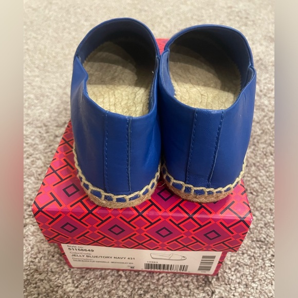 NWT Tory Burch espadrille shoes blue size 8. - Picture 2 of 3